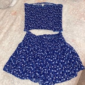 COMFORTABLE AND STYLISH BLUE FLORAL MATCHING SET